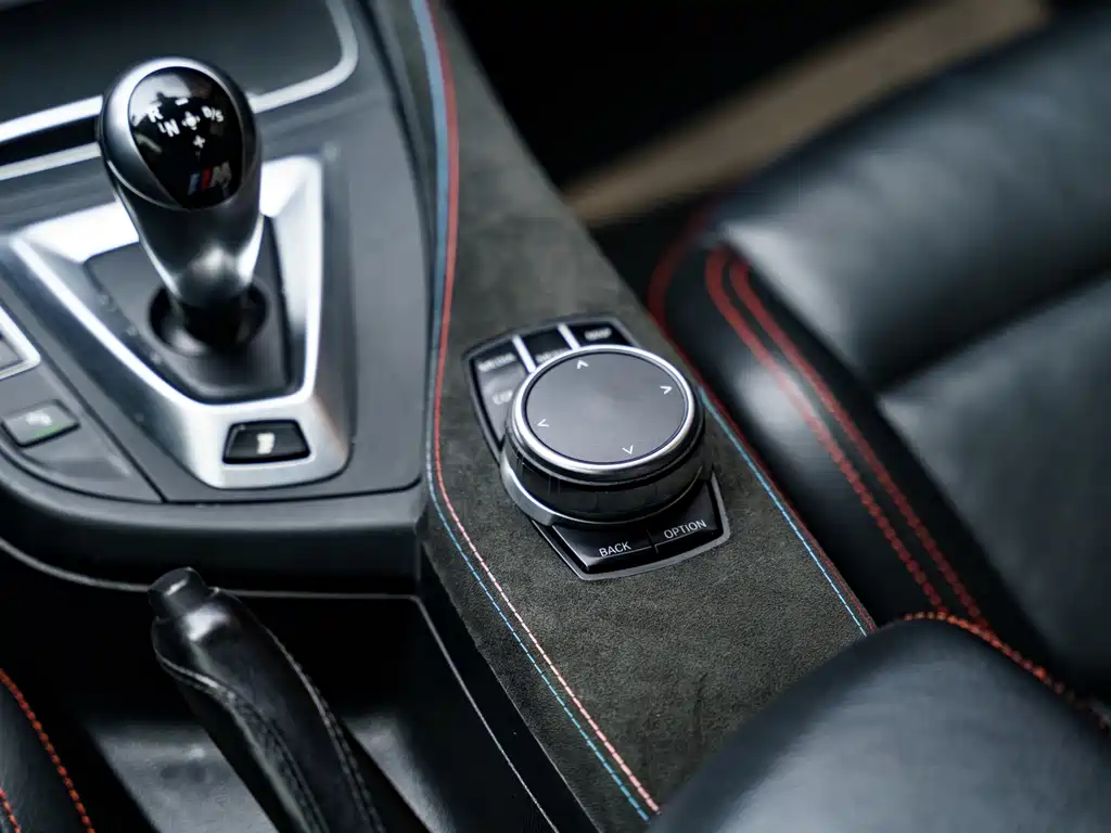 BMW M2 2019 — фото 15