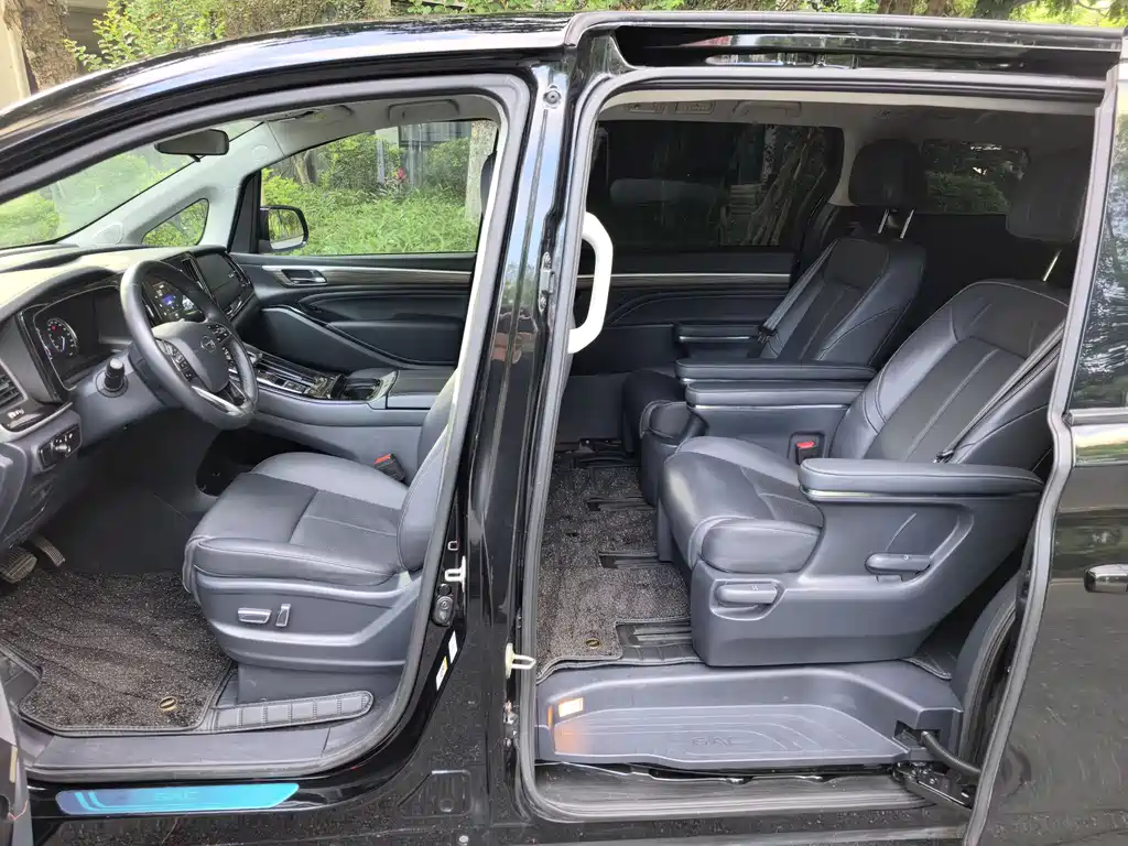 GAC Trumpchi M8 2021 — фото 10