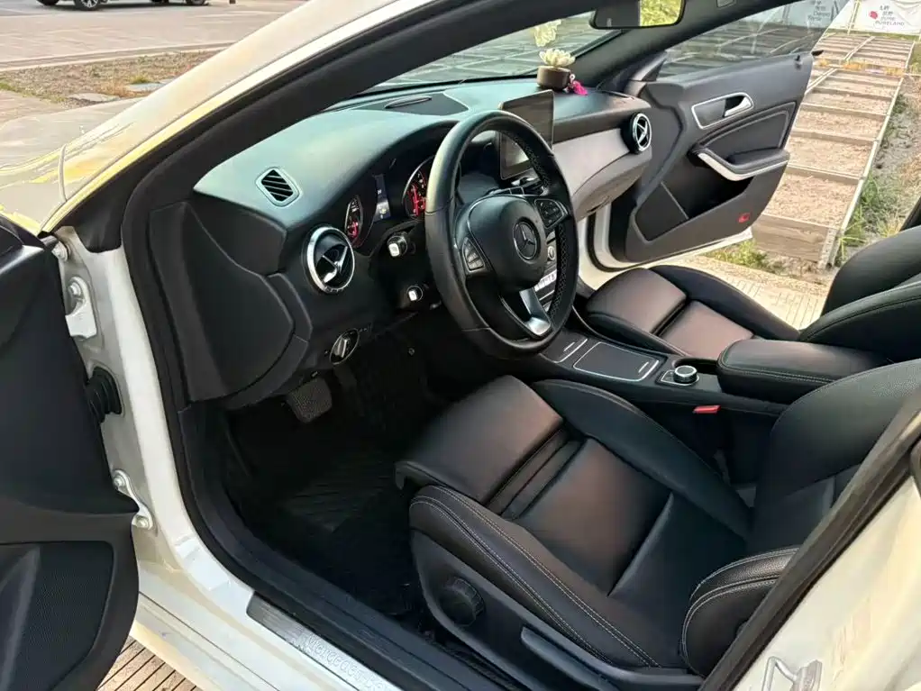 Mercedes-Benz CLA 2018 — фото 7