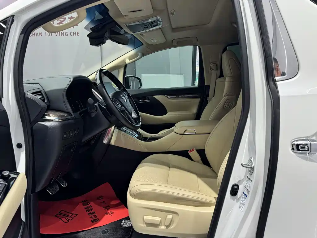 Toyota Vellfire 2022 — фото 12