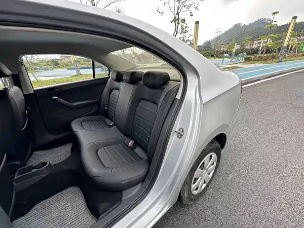 Volkswagen Santana 2014