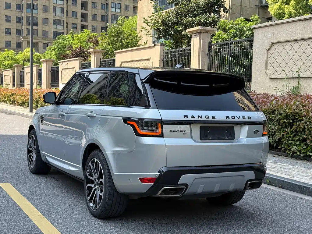 Land Rover Sport 2021 — фото 8