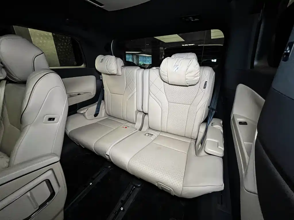 Toyota Alphard 2024 — фото 12