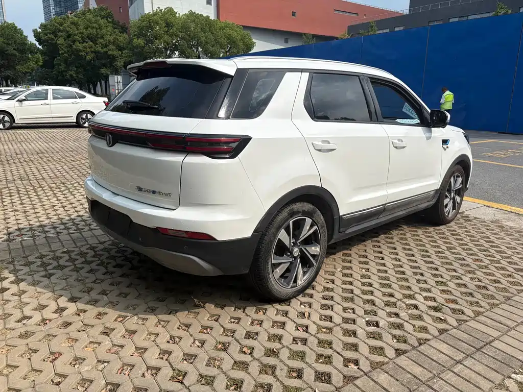 Changan CS55 Pure Electric Version 2020 — фото 11