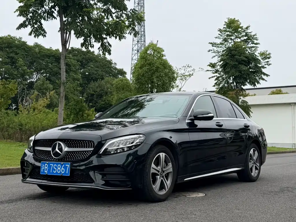 Mercedes-Benz C-Class 2020