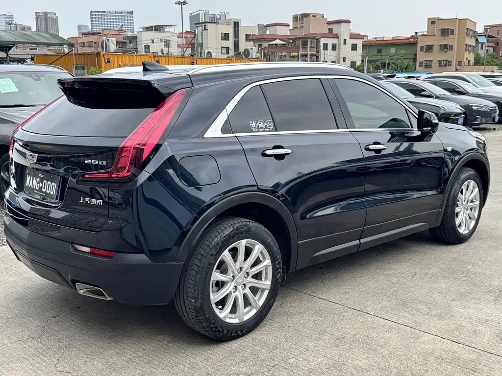 Cadillac XT4 2020 — фото 4