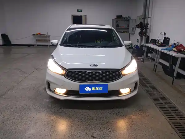 Kia K3 2016