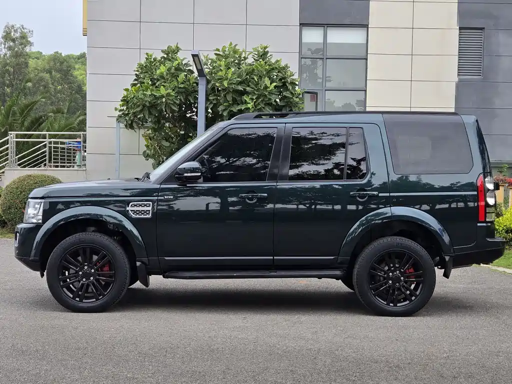 Land Rover Discovery 2015 — фото 4