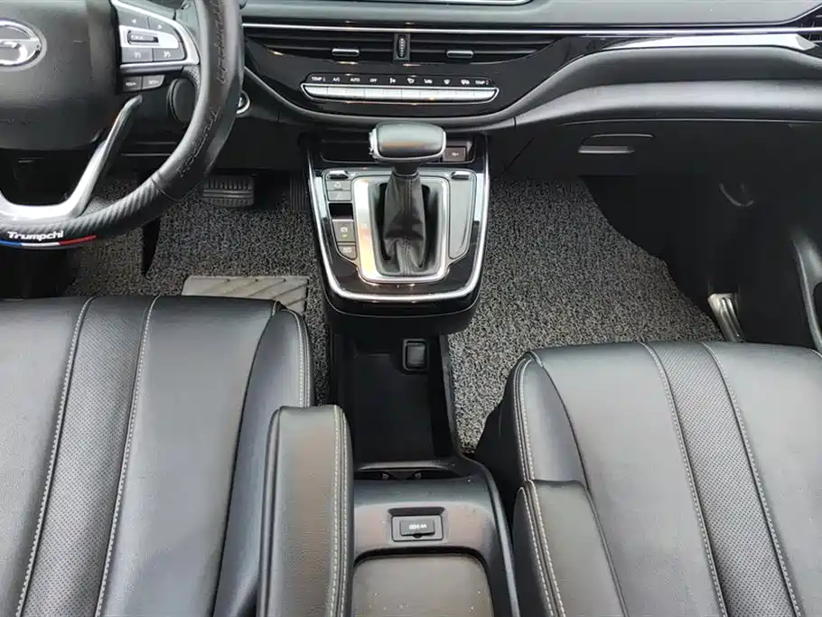 GAC Motor Trumpchi M6 2021 — фото 16
