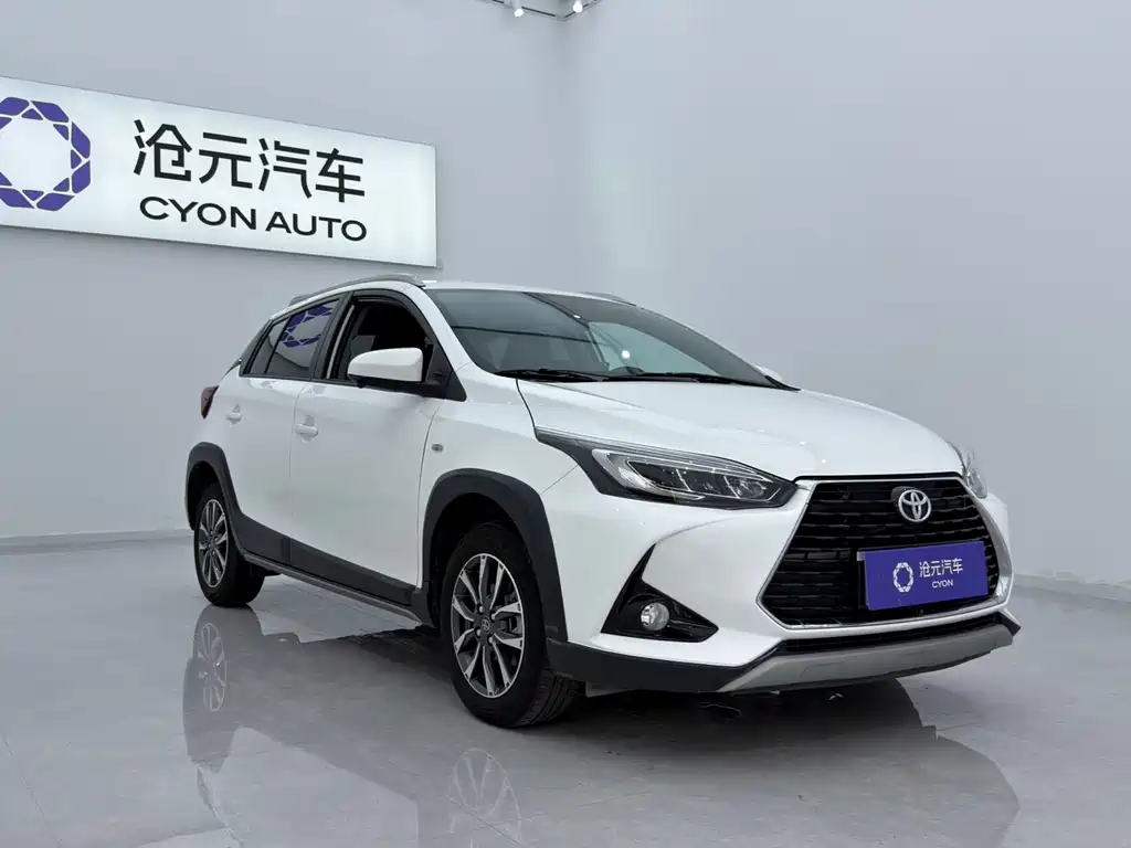 Toyota Yaris L 2022