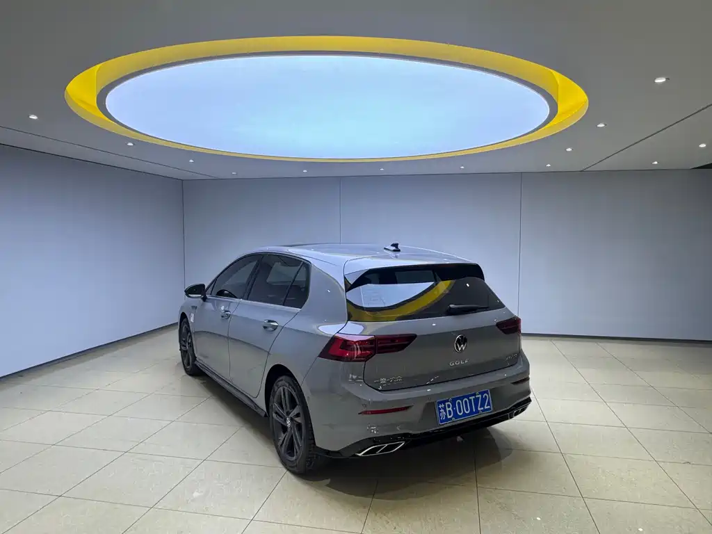 Volkswagen Golf 2022