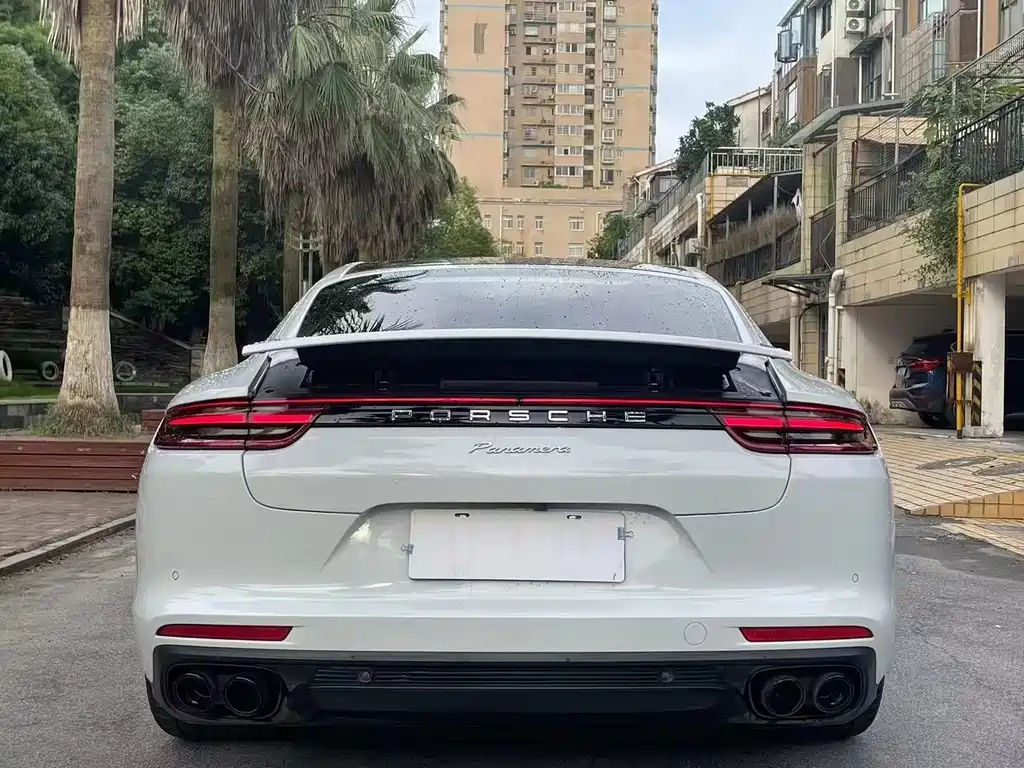 Porsche Panamera 2019 — фото 8