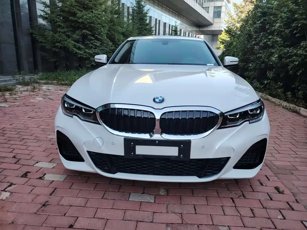 BMW 3 Series 2022