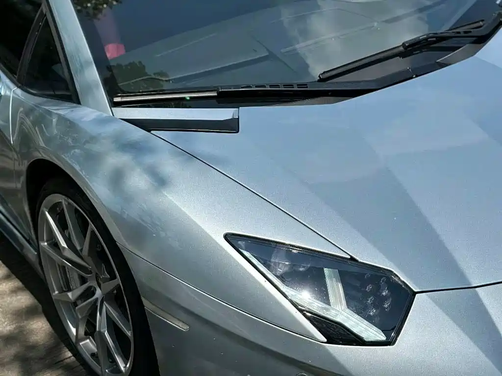 Lamborghini Aventador 2015 — фото 5