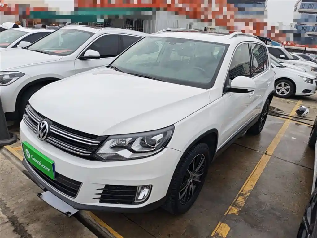 Volkswagen Tiguan 2016 — фото 1
