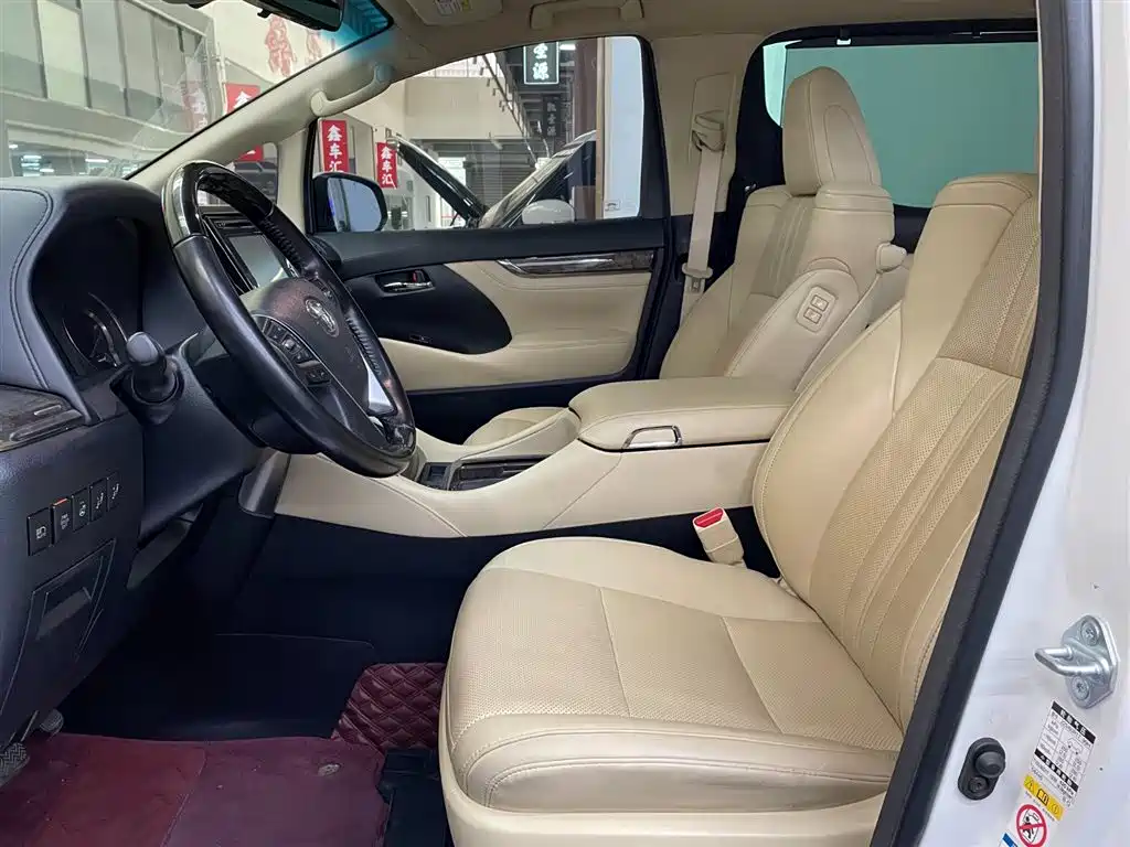 Toyota Vellfire 2020 — фото 8