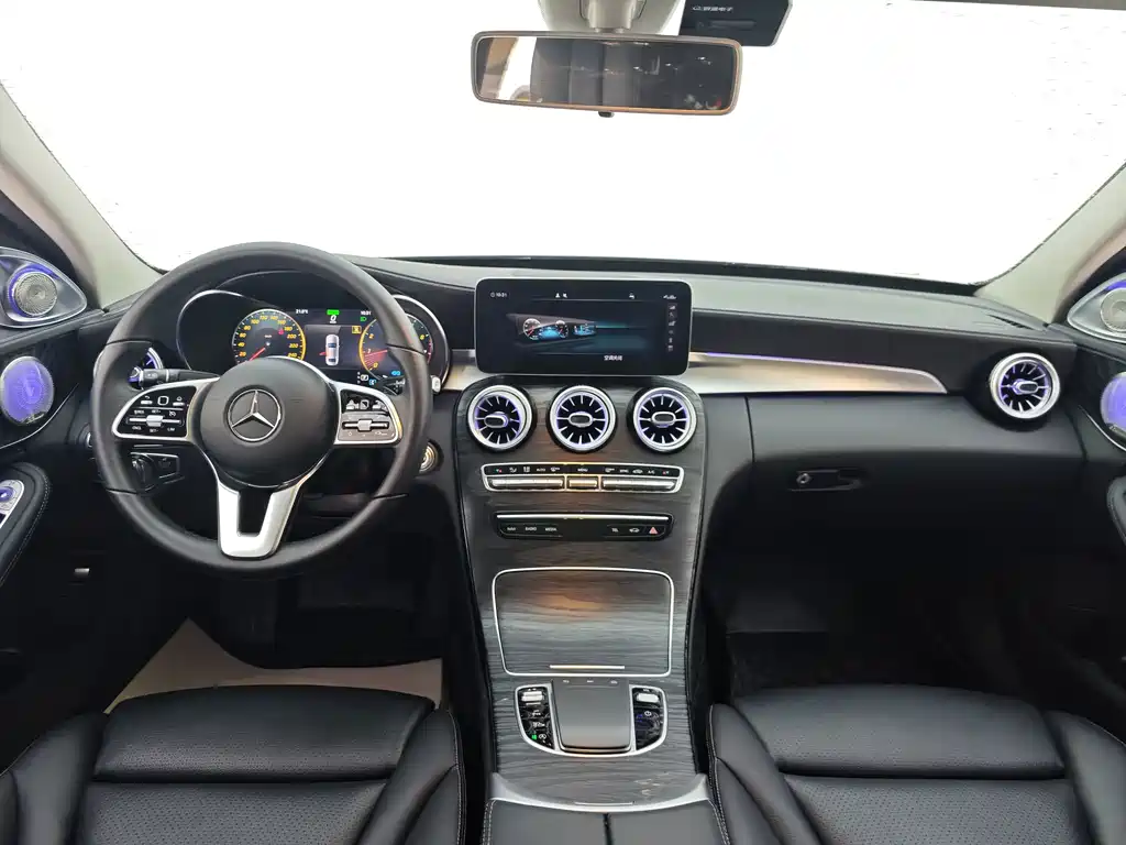 Mercedes-Benz C-Class 2019 — фото 9