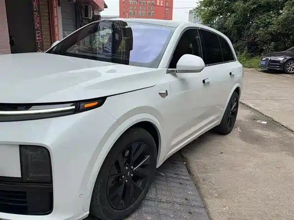 Li Auto L7 2023