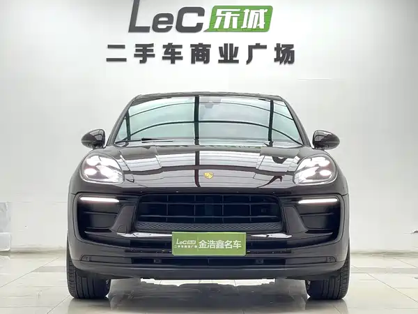 Porsche Macan 2023