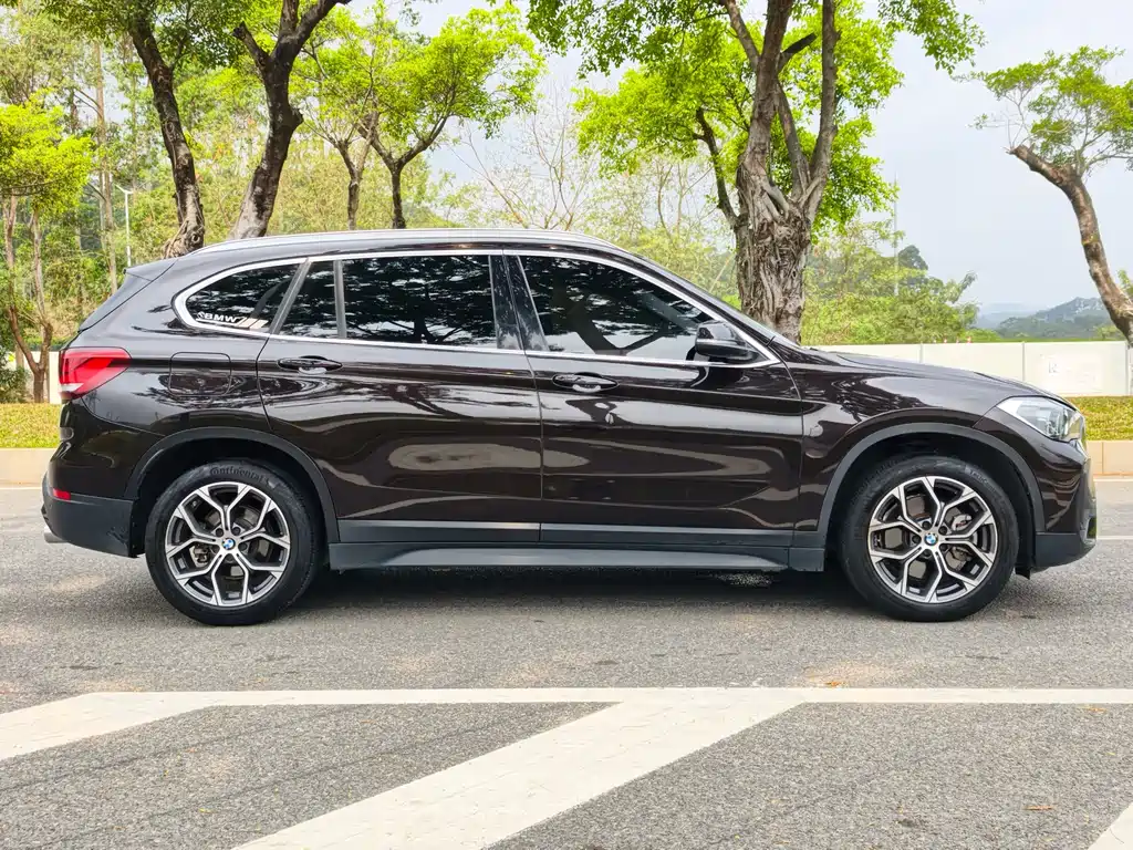 BMW X1 2021 — фото 7