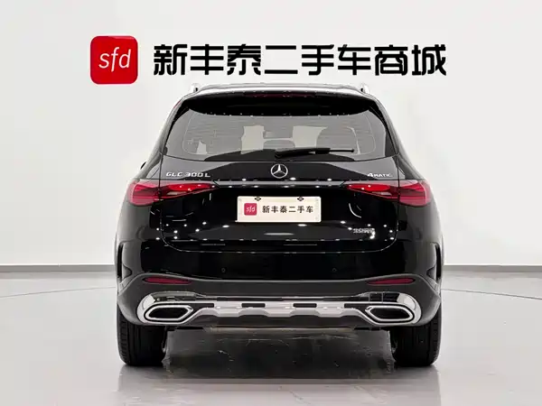 Mercedes-Benz GLC 2025
