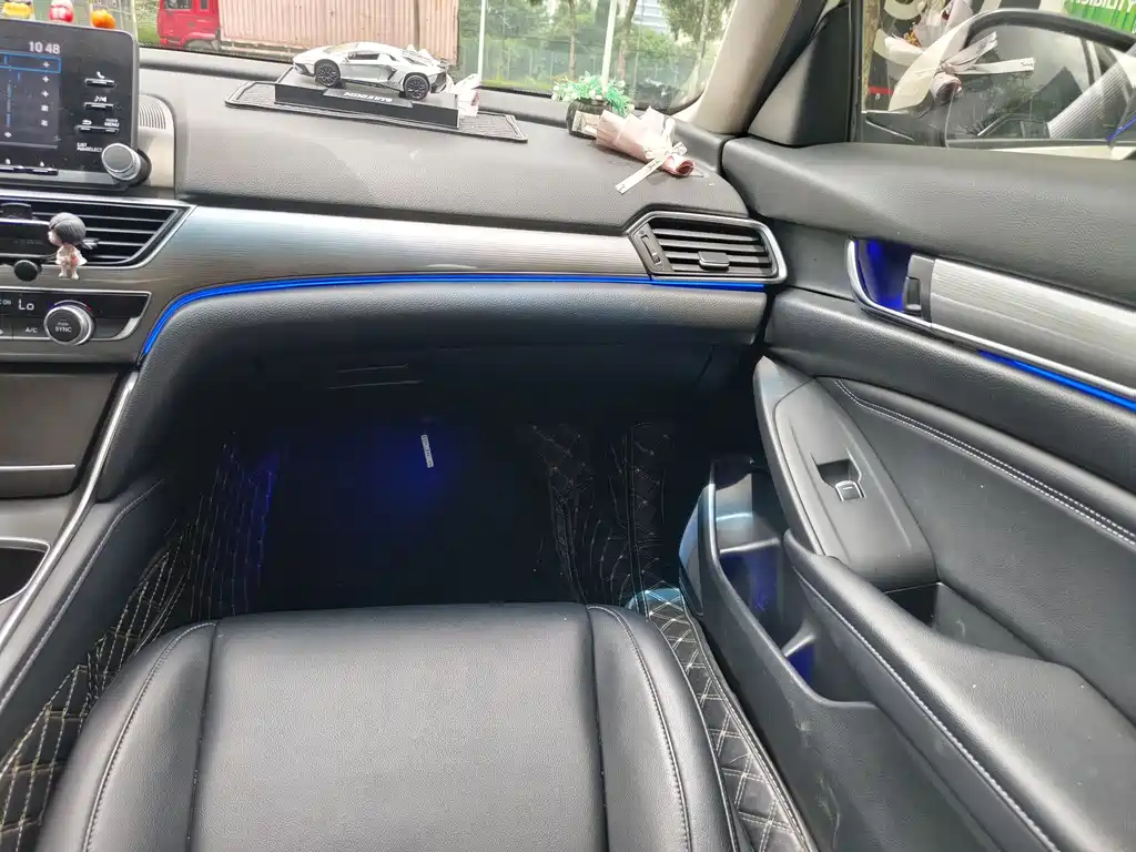 Honda Accord 2020 — фото 18