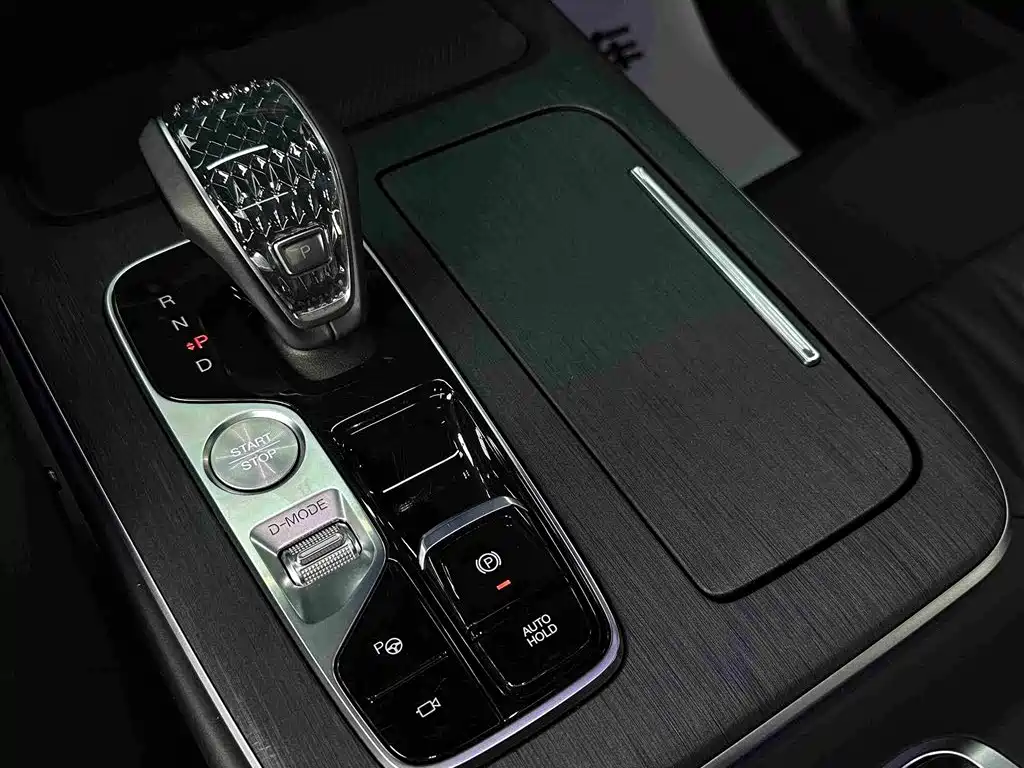 GAC Motor Trumpchi GS8 2023 — фото 16
