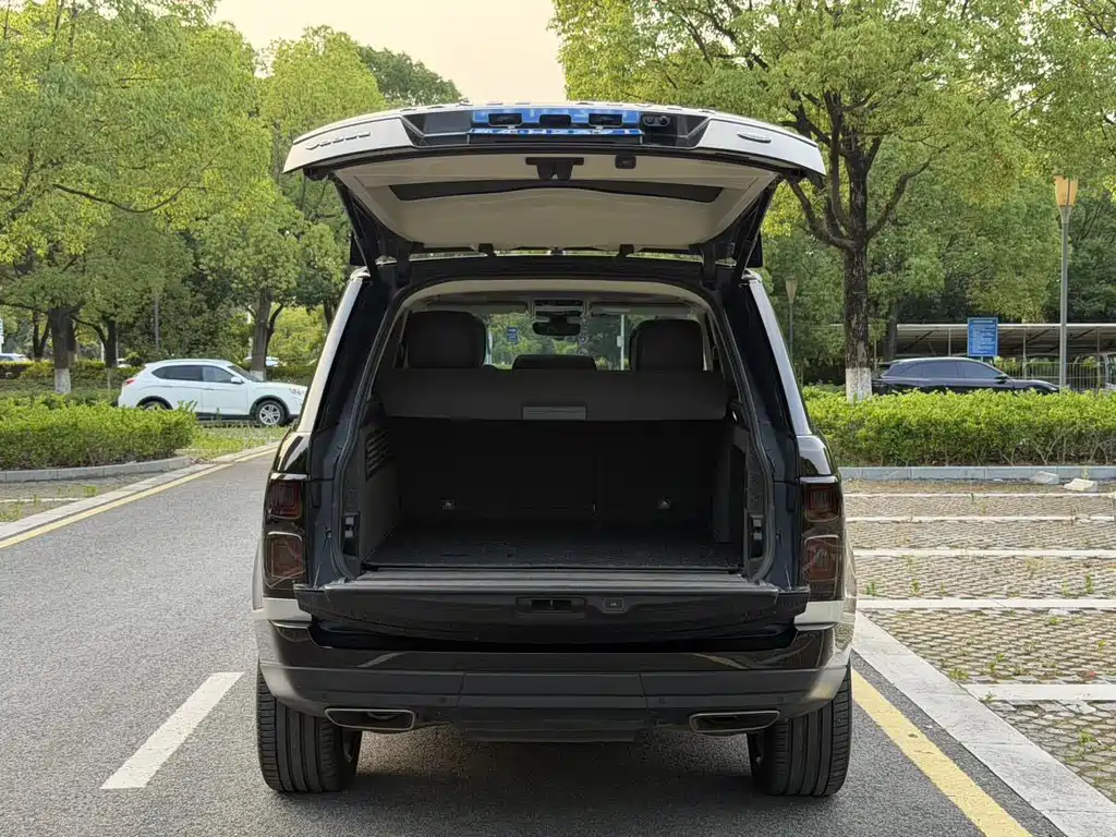 Land Rover Range Rover 2020 — фото 14