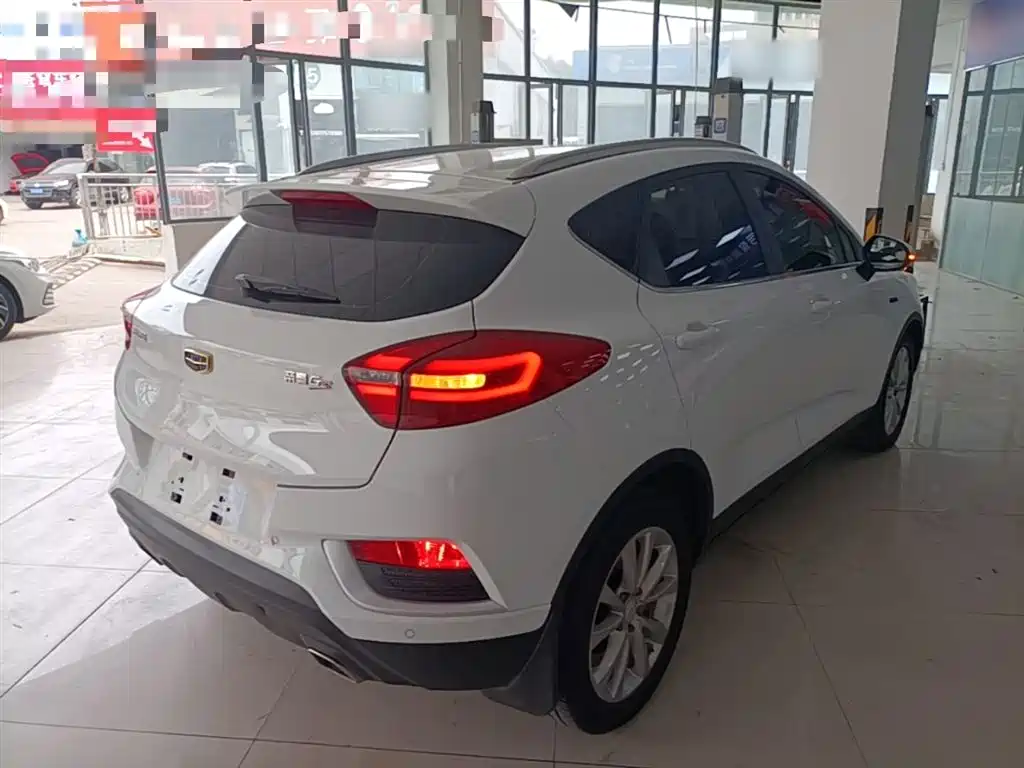 Geely Emgrand GS 2018