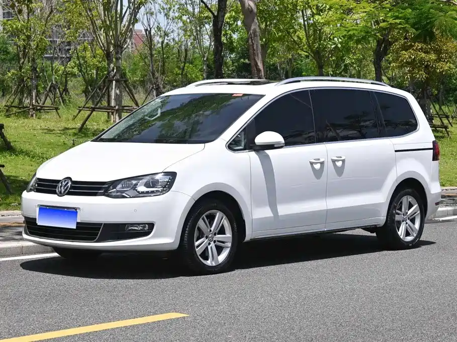 Volkswagen Sharan 2019 — фото 1