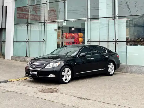 Lexus LS 2009