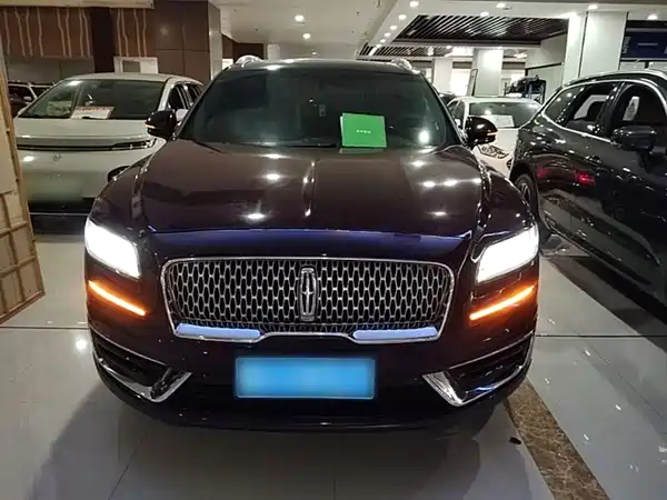 Lincoln Nautilus 2020