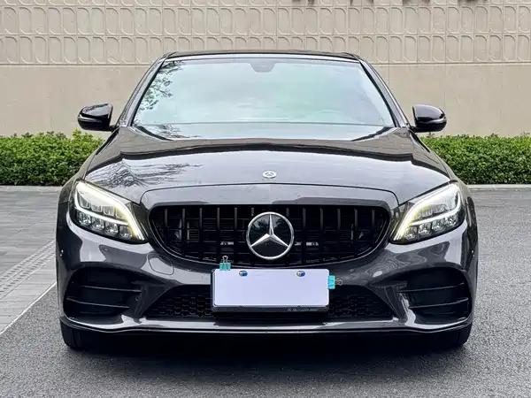 Mercedes-Benz C-Class 2021