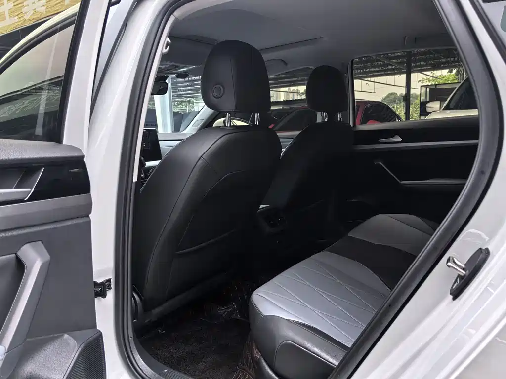 Volkswagen Lavida 2025