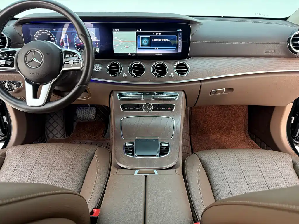 Mercedes-Benz E-Class 2020 — фото 12