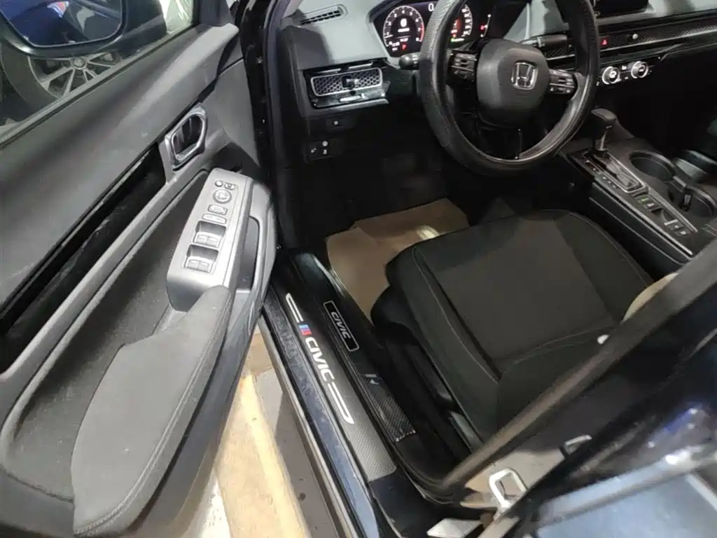 Honda Civic 2022 — фото 16