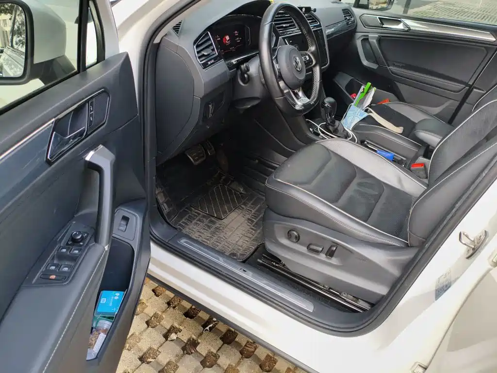 Volkswagen Tiguan L 2019 — фото 14
