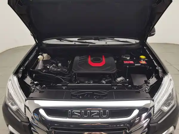 Isuzu Mu-X Shepherd 2024