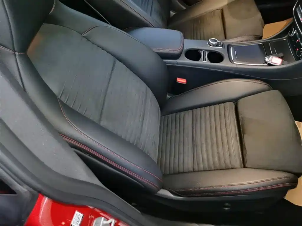 Mercedes-Benz CLA 2018 — фото 25