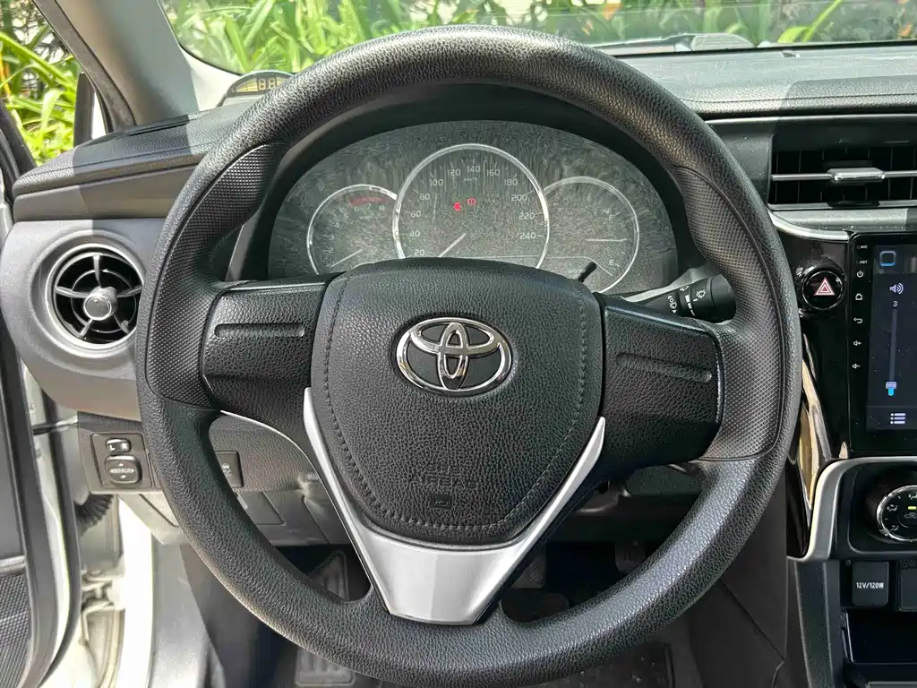 Toyota Corolla 2019 — фото 16
