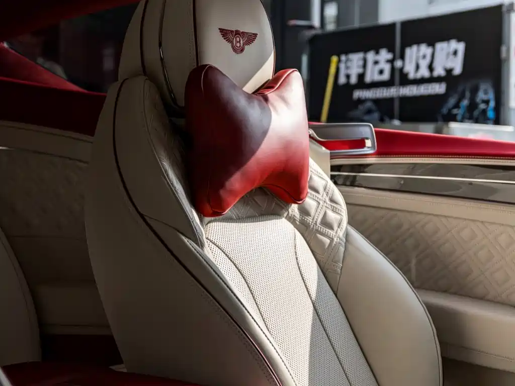 Bentley Continental 2018 — фото 15