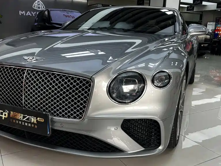 Bentley Continental 2018 — фото 2