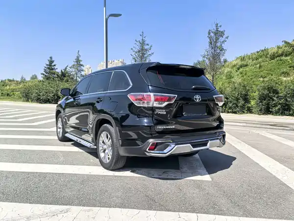 Toyota Highlander 2017