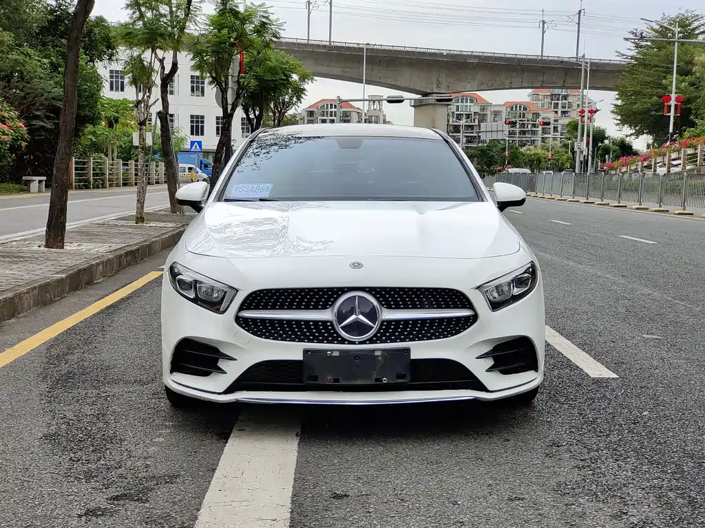 Mercedes-Benz A-Class 2020 — фото 3