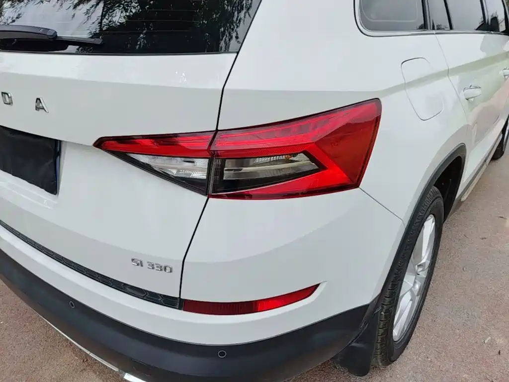 Skoda Kodiaq 2021 — фото 8