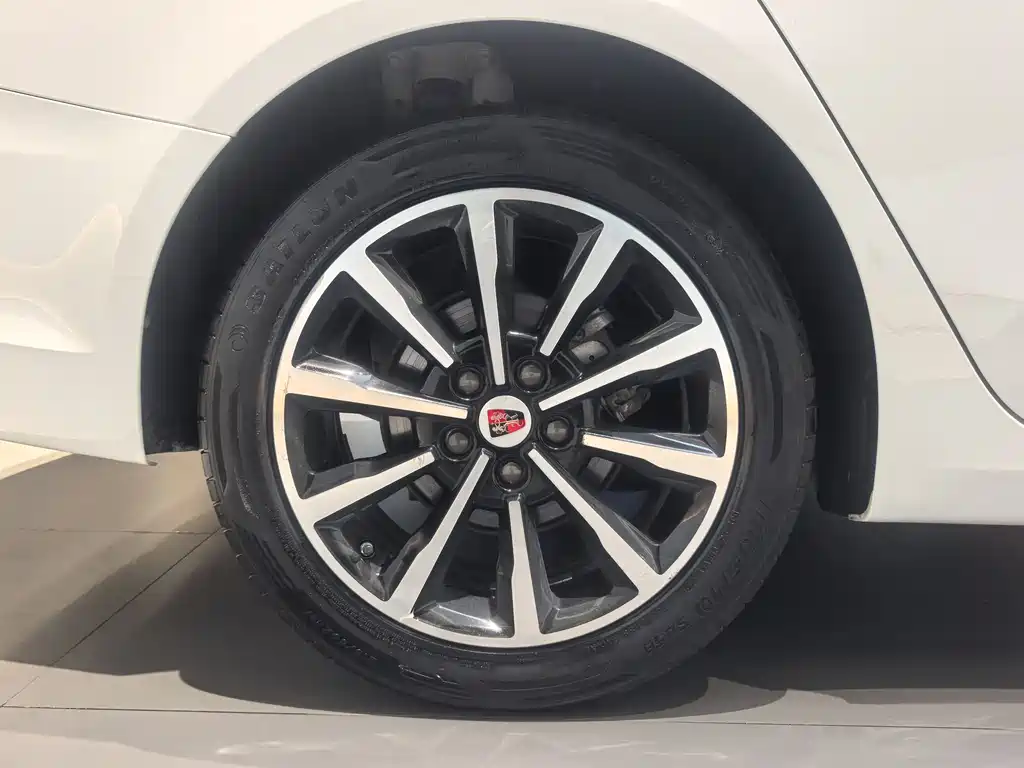 Roewe i6 New Energy 2021 — фото 23