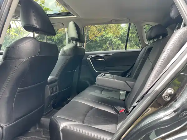 Toyota RAV4 2023