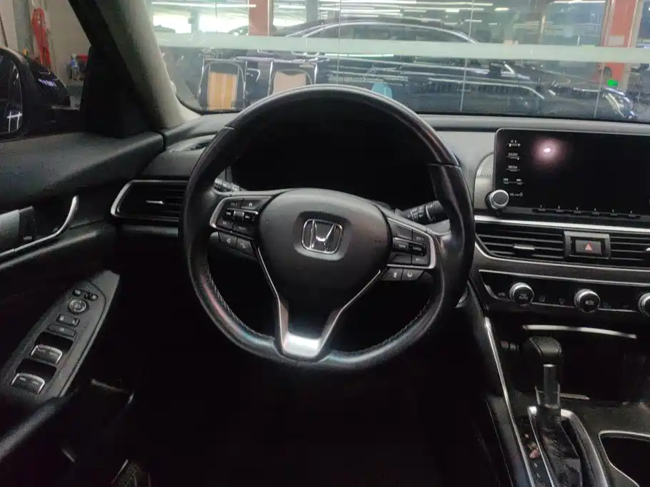 Honda Accord 2021 — фото 15
