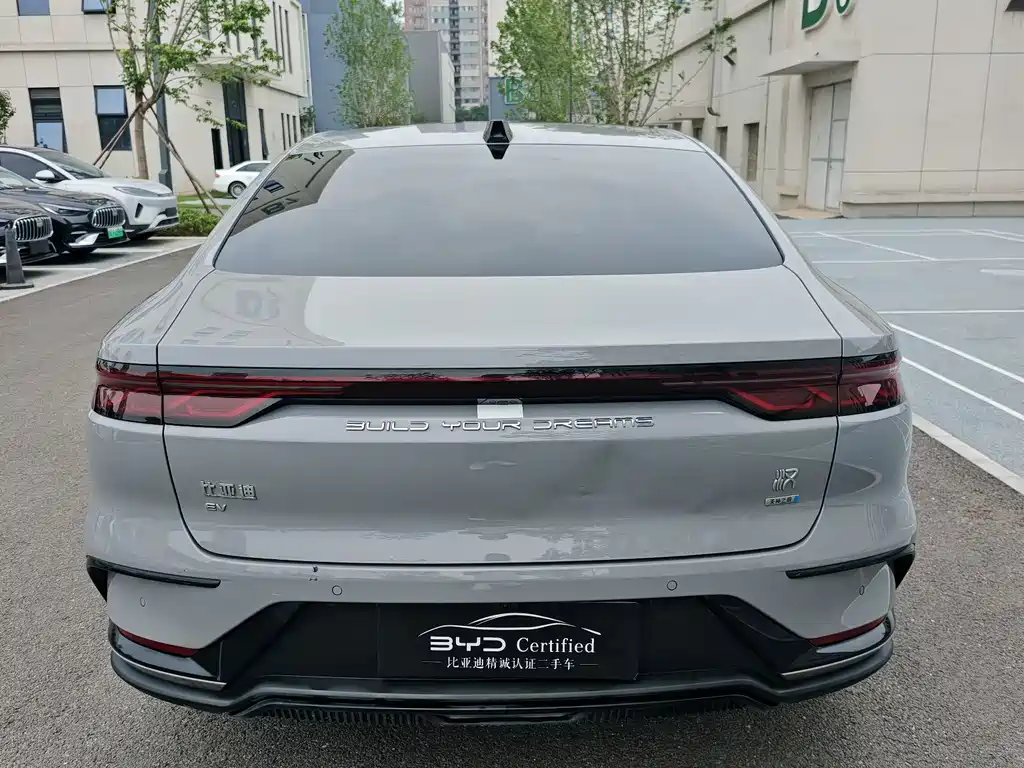 BYD Han 2026 — фото 10