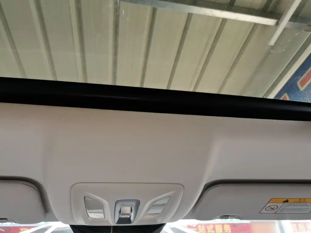 Changan UNI-K Smart Electronic Idd 2023 — фото 18
